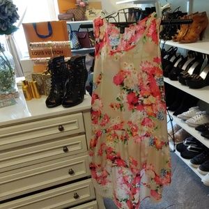 Floral top